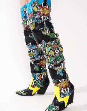 Cape Robbin Bold Lion Print Designer Shoes - Brand New in Box